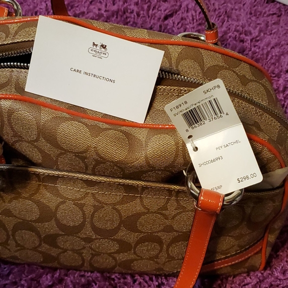 Coach Pey Satchel - Picture 14 of 16